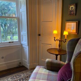 8975c294-0938-4ddd-90b6-3fc6bbb67c42